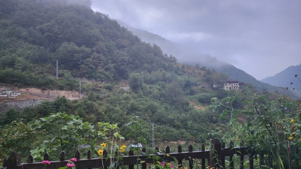 Hadi Gel Köyümüze Geri Dönelim